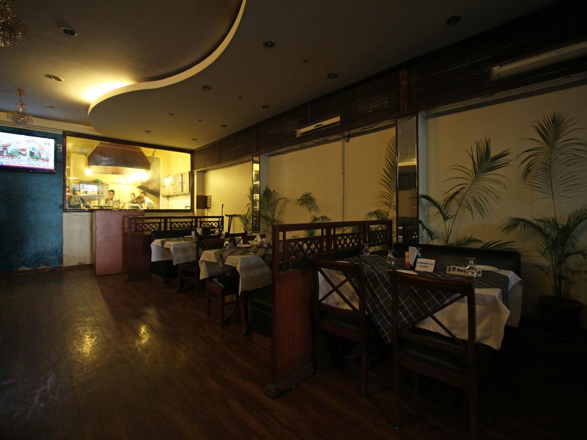 Oyo 8132 Hotel Kukreja Dehradun Exterior photo